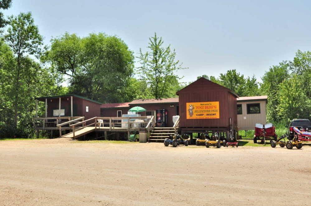 Fremont Campground Hotel Exterior photo